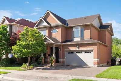 Detached in Vaughan