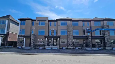 150 Lageer Drive, Whitchurch-stouffville, On L4a 5g2