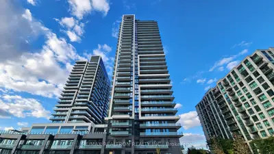 105 Oneida Crescent 904, Richmond Hill, On L4b 0h6