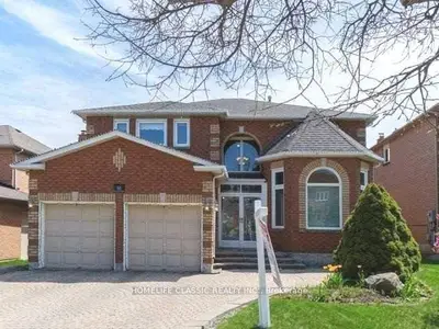81 Woodstone Avenue, Richmond Hill, On L4s 1g9