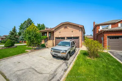 Detached in Vaughan