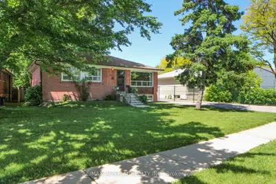 391 Crosby Avenue, Richmond Hill, On L4c 2r8