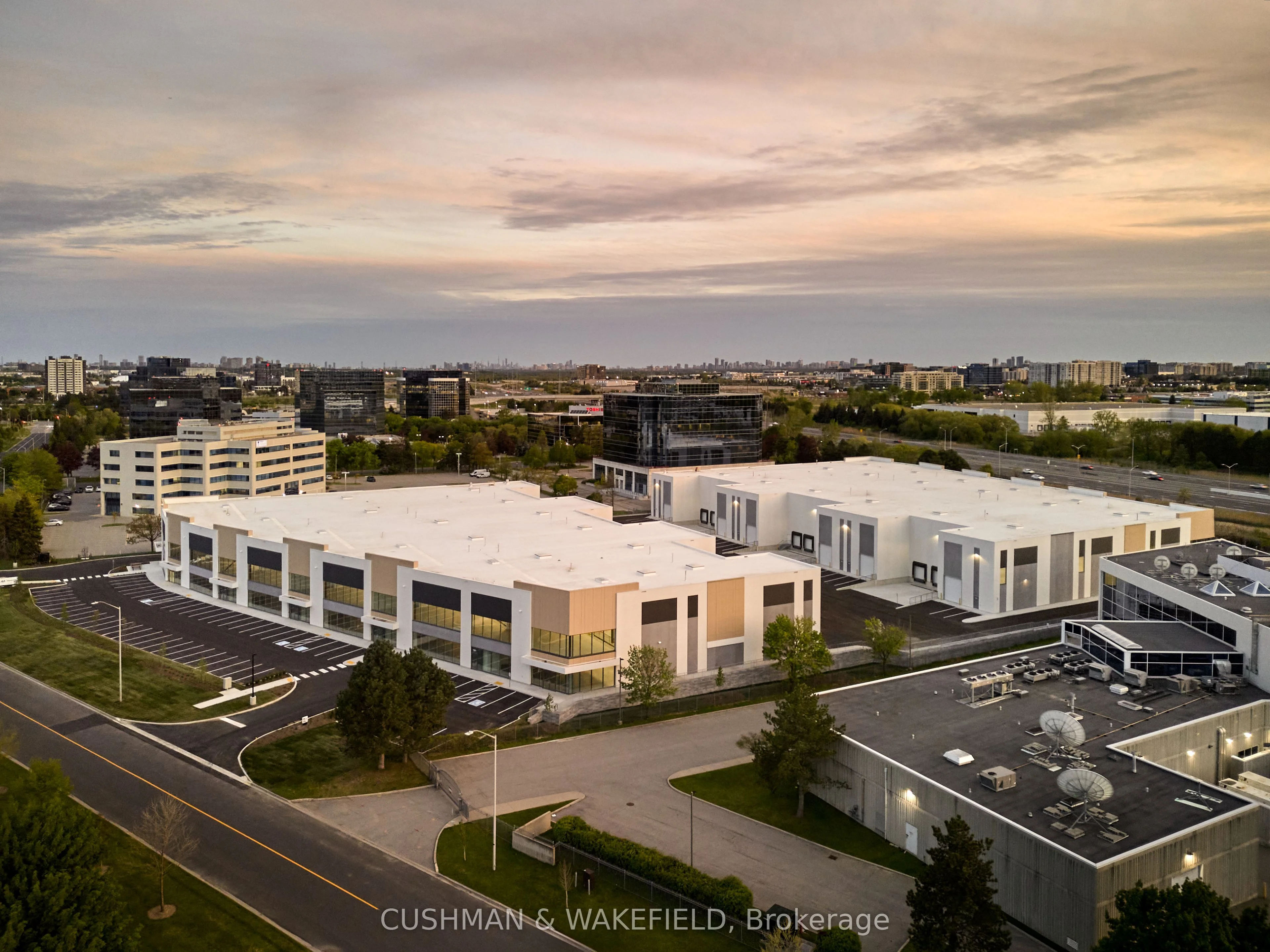 180 Allstate Parkway 103, Markham, On L3r 0g4