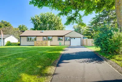92 Victoria Street, Brock, On L0k 1a0