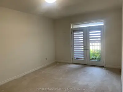 Att/Row/Townhouse in Markham