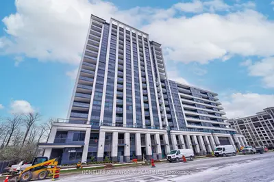 8 Cedarland Drive 715, Markham, On L6g 0h4
