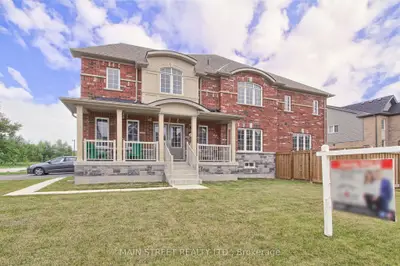 Att/Row/Townhouse in Georgina
