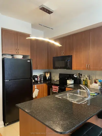 20 North Park Road 1207, Vaughan, On L4j 0g7
