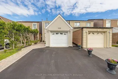 Detached in Vaughan