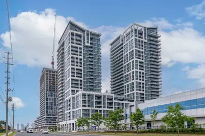 9000 Jane Street 1421, Vaughan, On L4k 0m6