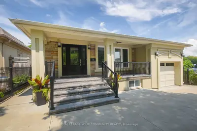 Detached in Vaughan