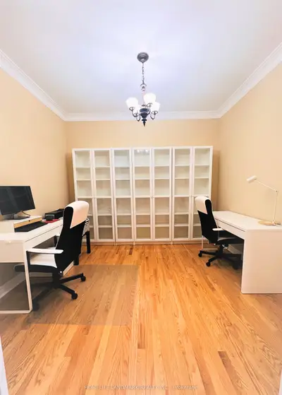21 Shallot Court, Richmond Hill, On L4s 0c1