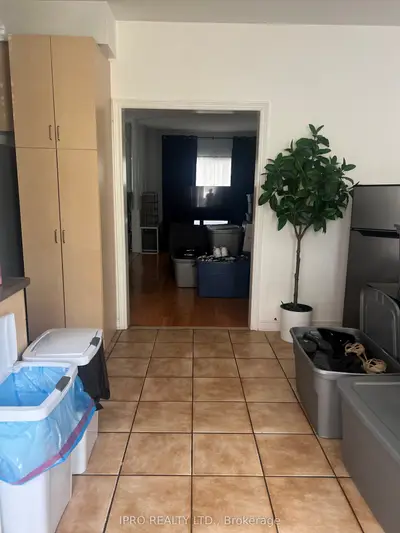42 Forestwood Street, Richmond Hill, On L4s 2k3