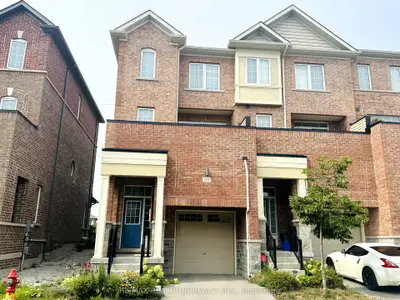 193 Harding Park Street, Newmarket, On L3y 0e3