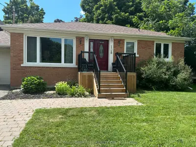 108 West Lawn Crescent, Whitchurch-stouffville, On L4a 1e9