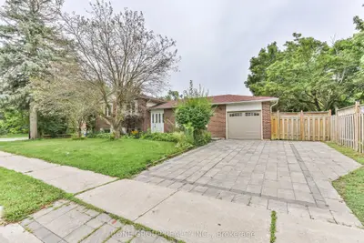356 Sandford Street, Newmarket, On L3y 4s3
