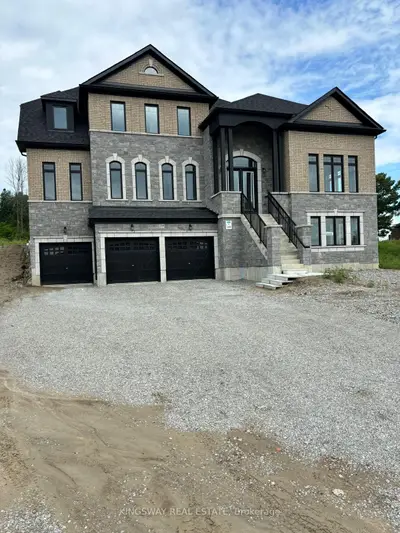 Detached in Innisfil