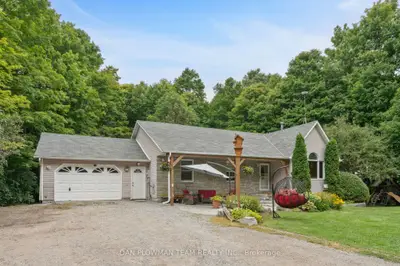 8430 Morning Glory Road, Georgina, On L0e 1n0