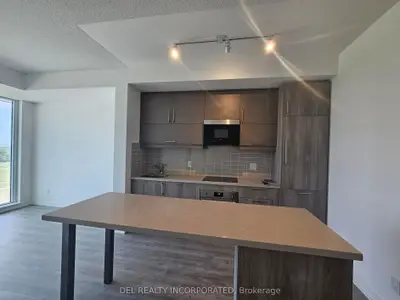 292 Verdale Cross Road 806, Markham, On L6g 0h5