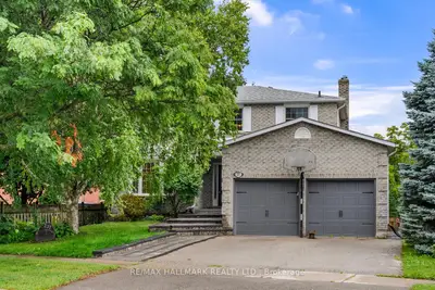 Detached in Newmarket