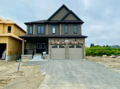Detached in Essa