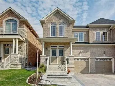 508 Foxcroft Boulevard, Newmarket, On L3x 3l6