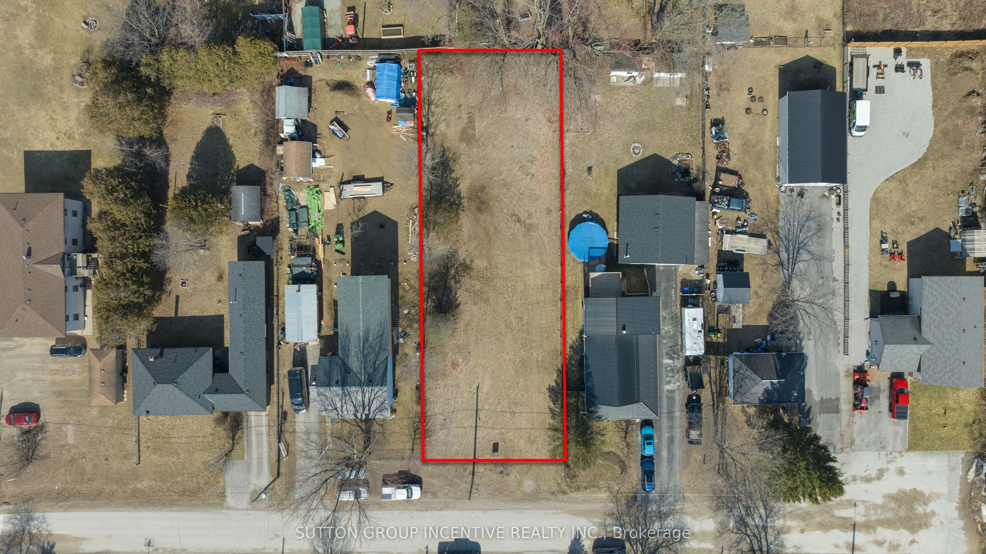 125 Sydenham Street, Essa, On L0m 1b0
