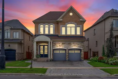 Detached in Vaughan