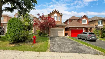 Detached in Newmarket