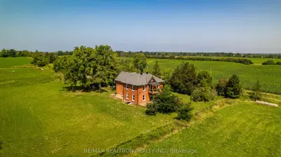 Farm in Georgina