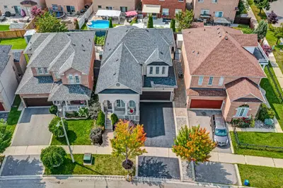 Detached in Vaughan