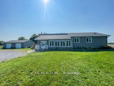 Detached in East Gwillimbury