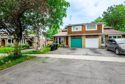 204 Britannia Avenue, Bradford West Gwillimbury, On L3z 1a5
