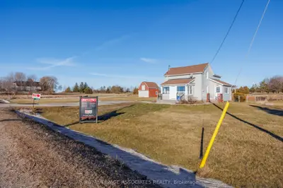 5118 Stouffville Road N, Whitchurch-stouffville, On L4a 7x5