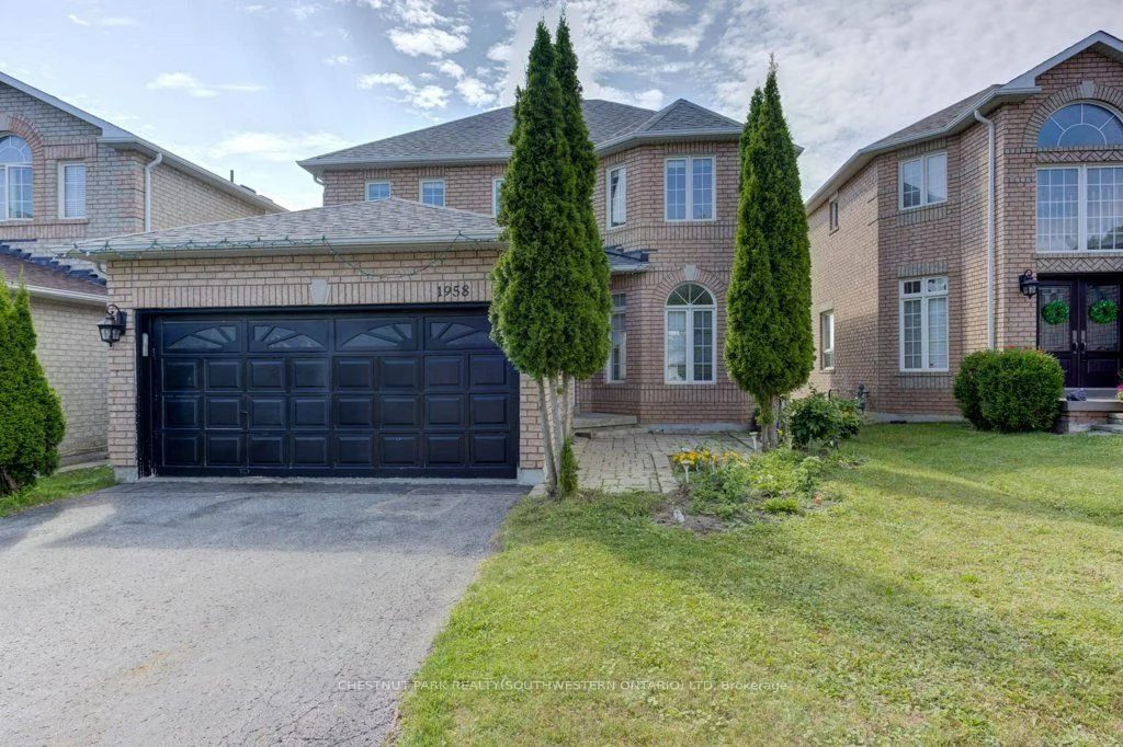 1958 Romina Court, Innisfil, On L9s 4y1