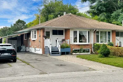 Semi-Detached in Newmarket