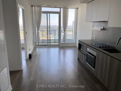 Condo Apartment in Vaughan