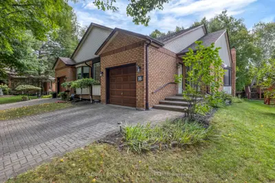 Common Element Condo in New Tecumseth