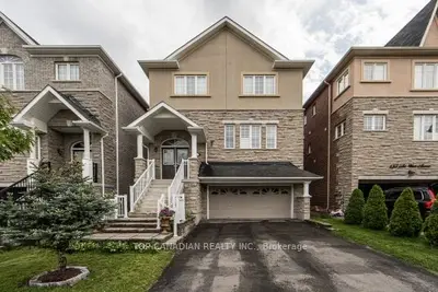 Detached in Newmarket
