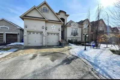 95 Naughton Drive Bsmnt, Richmond Hill, On L4c 8b3
