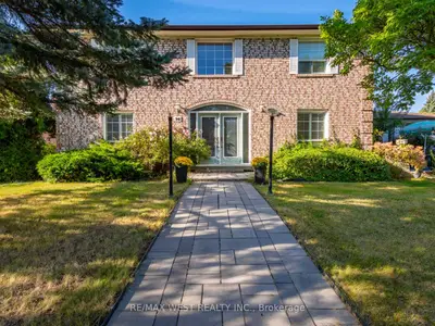 Detached in Vaughan