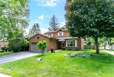 Detached in Newmarket