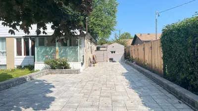 215 Browndale Crescent Main, Richmond Hill, On L4c 3h9