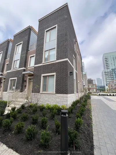 11 Almond Blossom Mews 140, Vaughan, On L4k 0n7