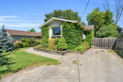 324 Hollywood Drive, Georgina, On L4p 3a1
