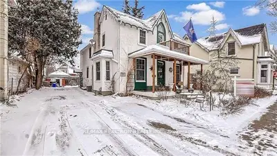 Detached in Aurora