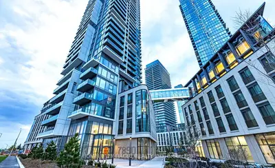 Condo Apartment in Vaughan