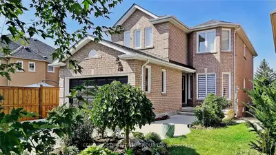 Detached in Newmarket