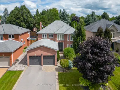 541 Lyman Boulevard, Newmarket, On L3x 1v9