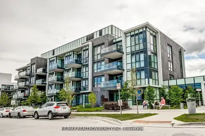 Condo Apartment in Innisfil